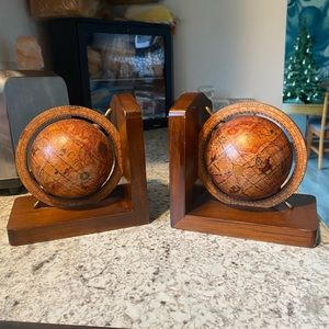Vintage 1970s Italian Globe Bookends